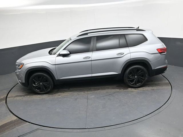 Used 2022 Volkswagen Atlas SE w/ Black Wheel Package image 24