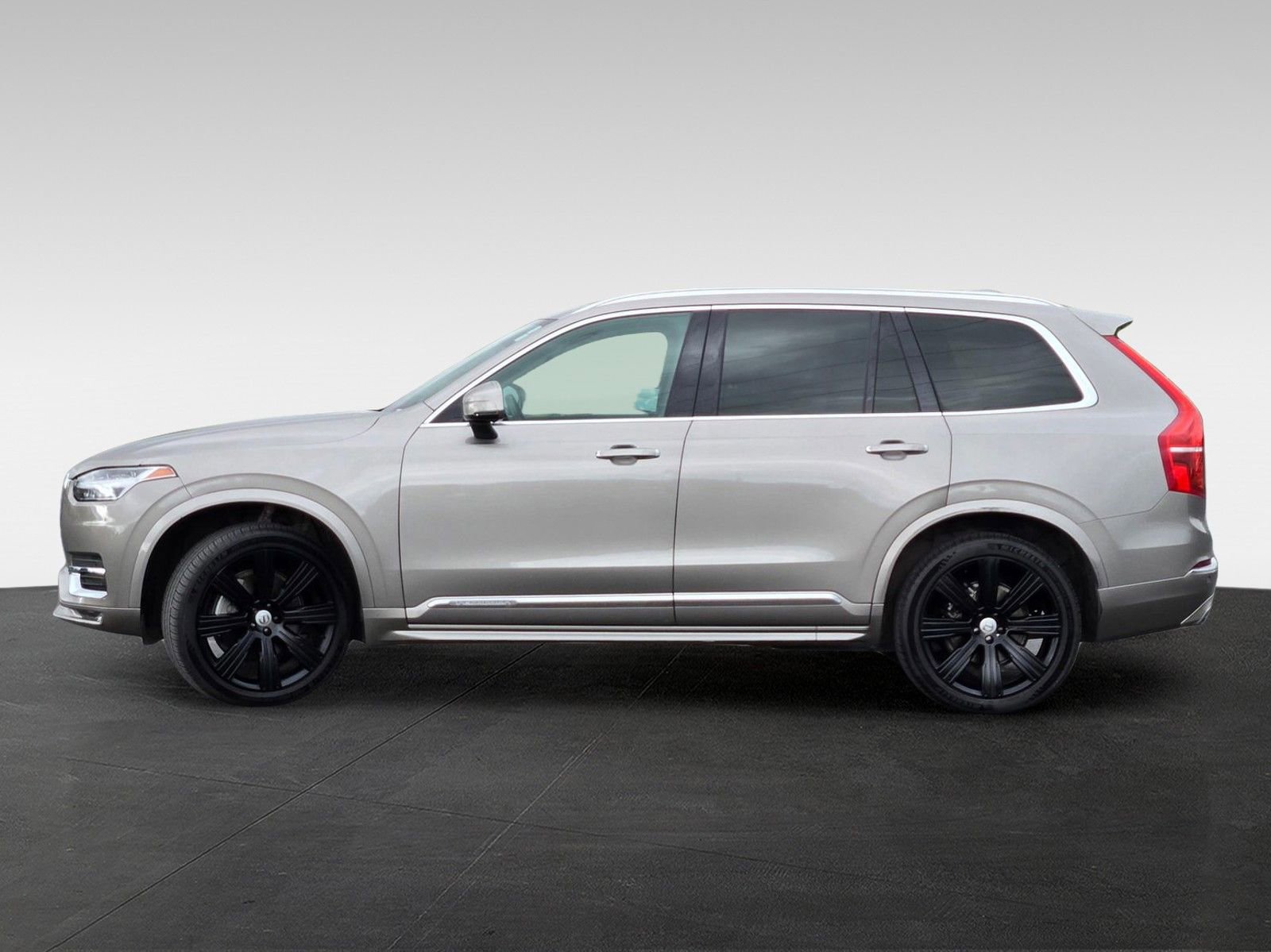 Used 2020 Volvo XC90 T6 Inscription w/ Protection Package Premier image 7
