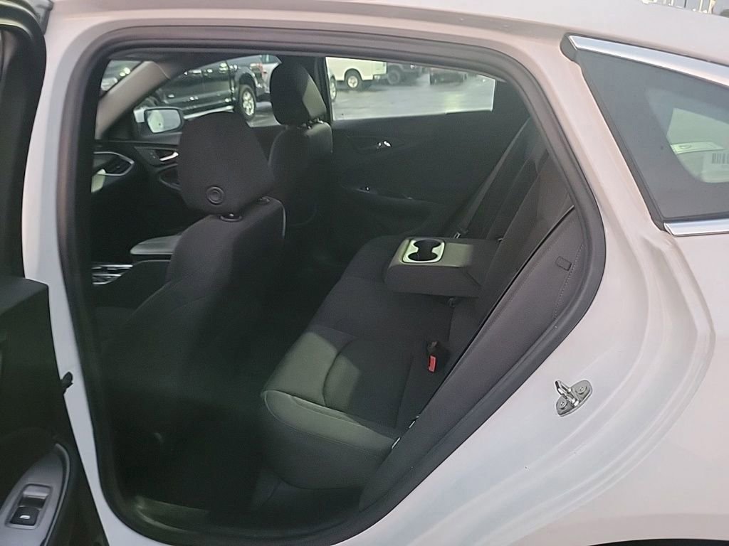 Used 2023 Chevrolet Malibu LT image 30