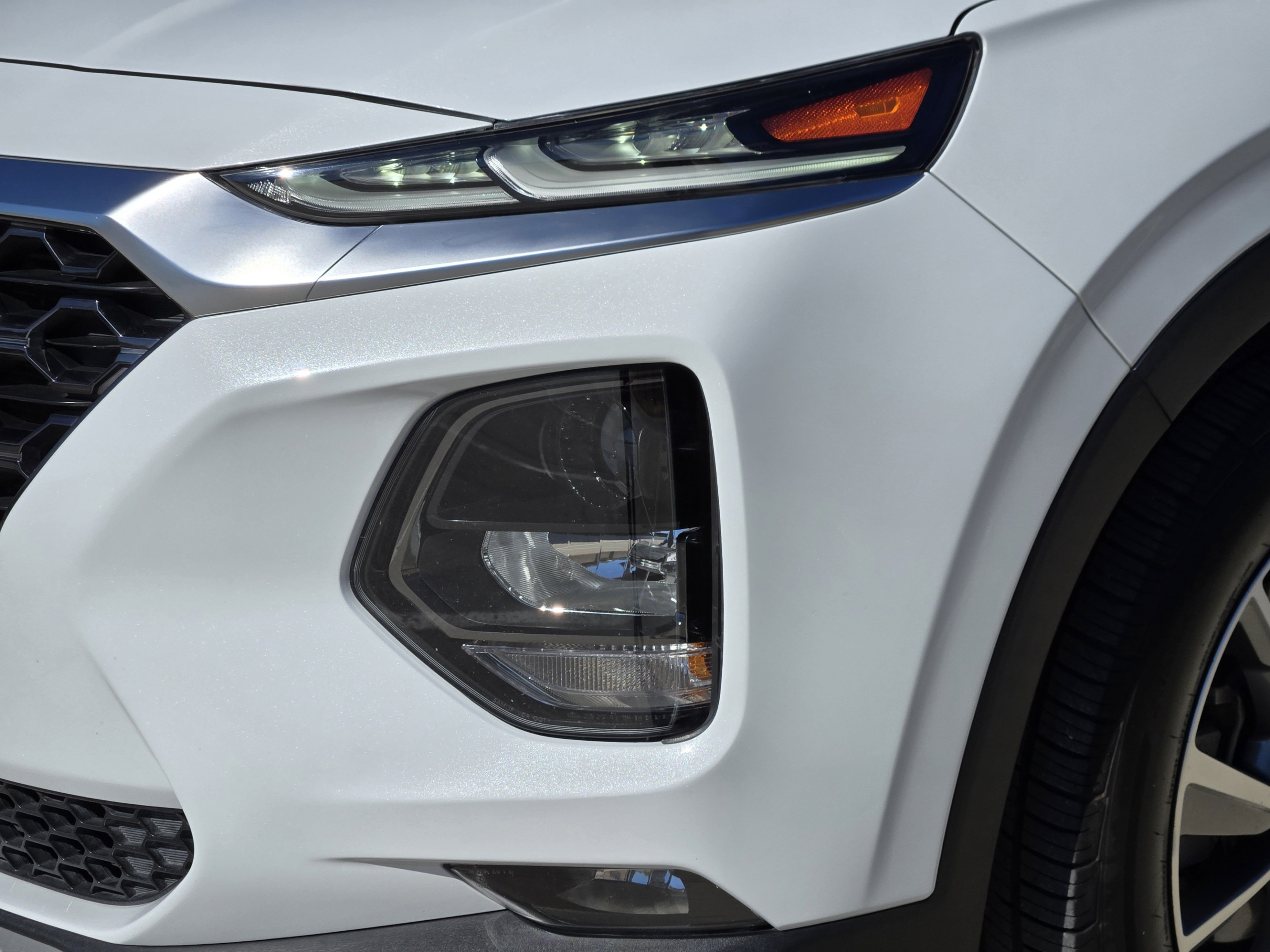 Used 2019 Hyundai Santa Fe SEL FWD image 29