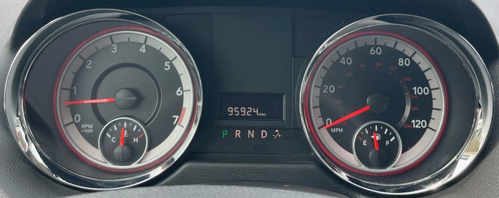 Used 2013 Dodge Grand Caravan SE FWD image 22