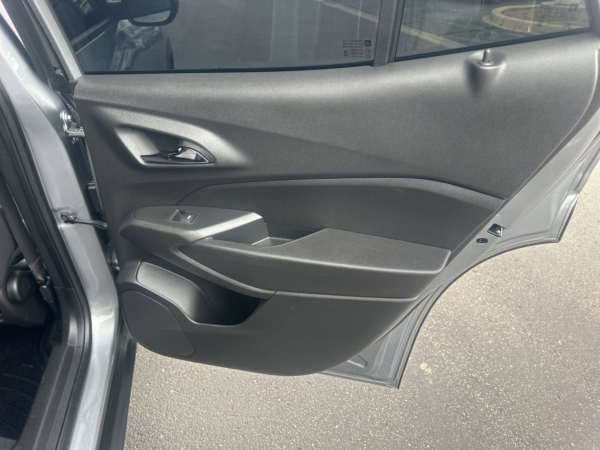 Used 2024 Chevrolet Trax RS w/ Driver Confidence Package FWD image 11