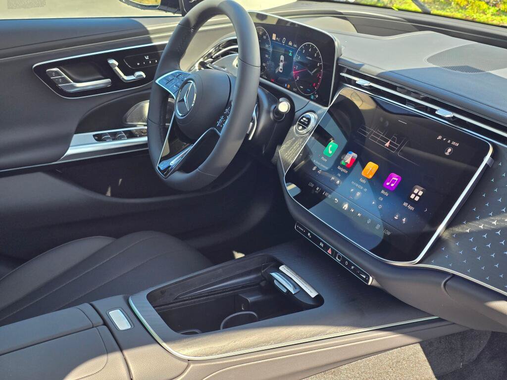 New 2026 Mercedes-Benz E 350 4MATIC Sedan image 26