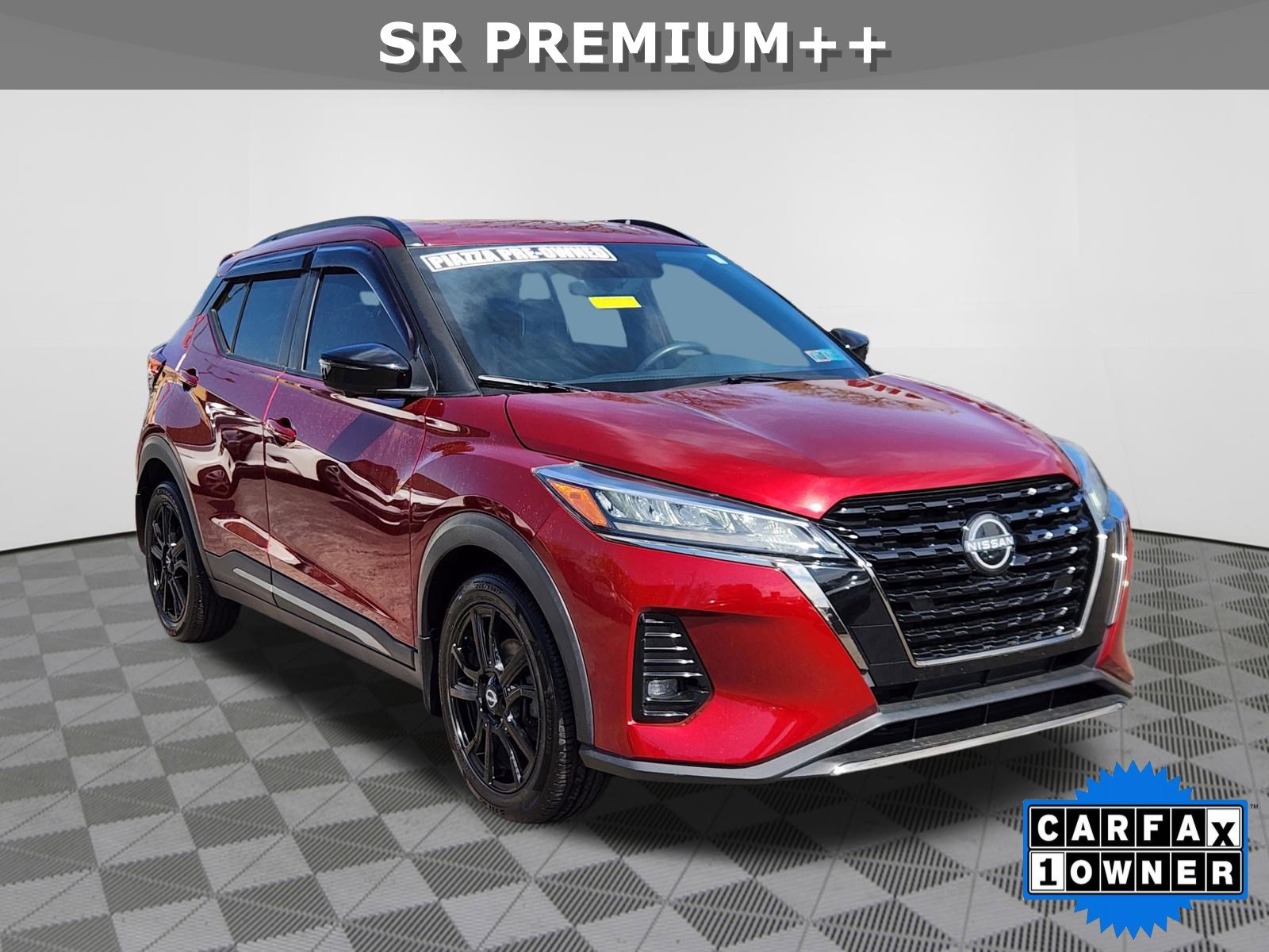 Used 2022 Nissan Kicks SR w/ Premium Package image 1