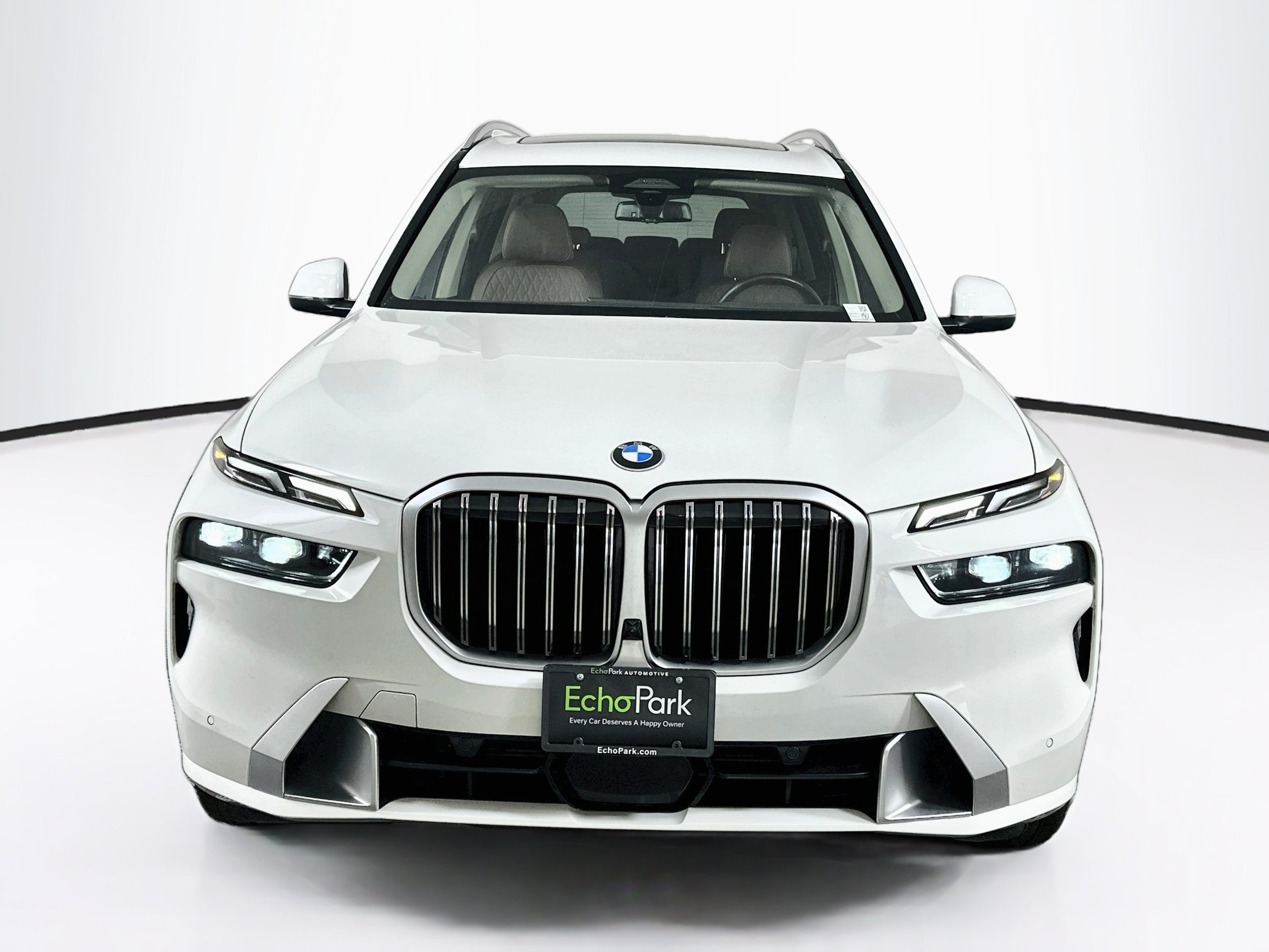 Used 2025 BMW X7 xDrive40i AWD/4WD image 2