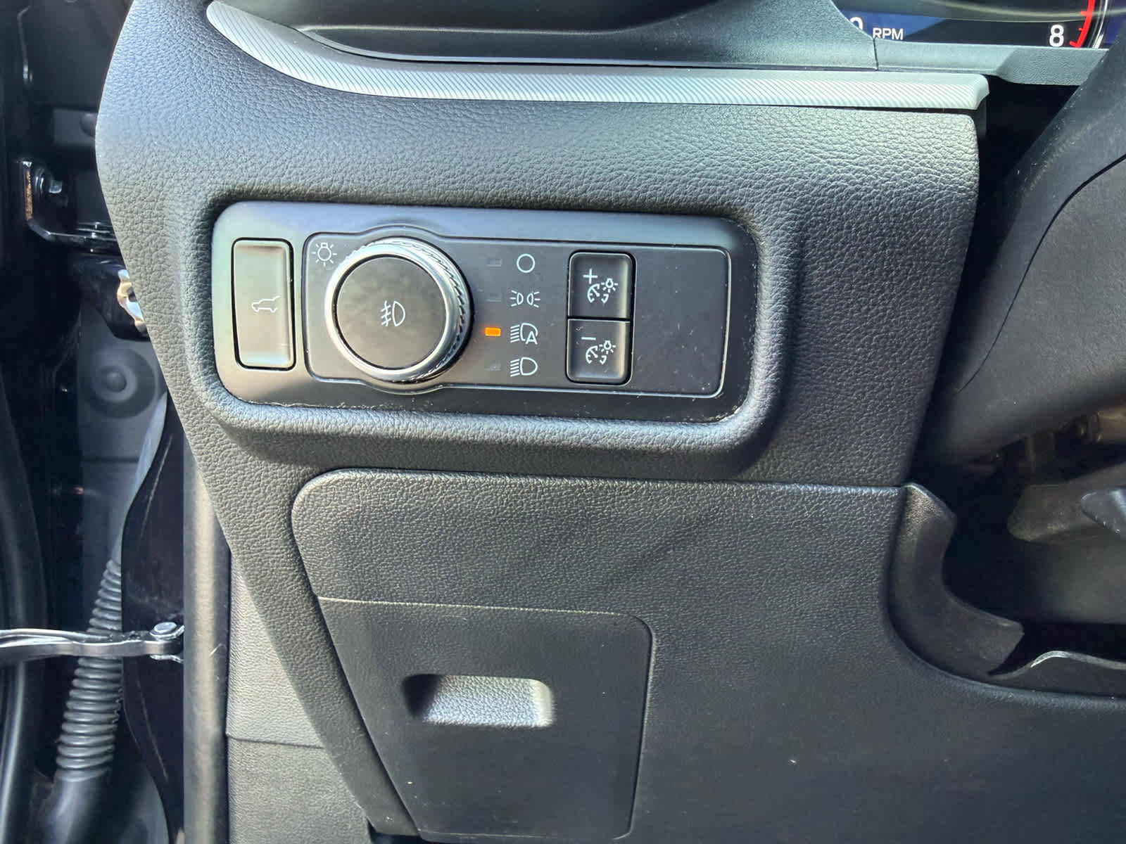 Used 2020 Ford Explorer XLT w/ Equipment Group 202A image 15