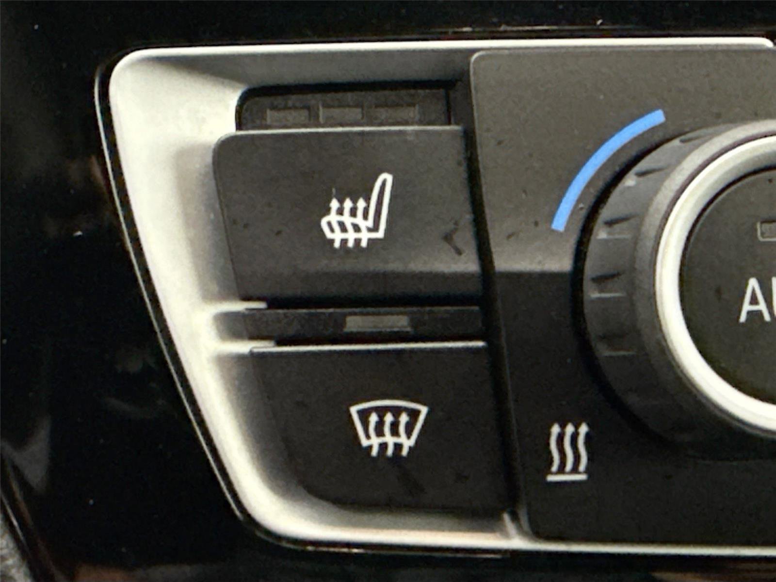 Used 2021 BMW M2 Competition w/ Executive Package image 7