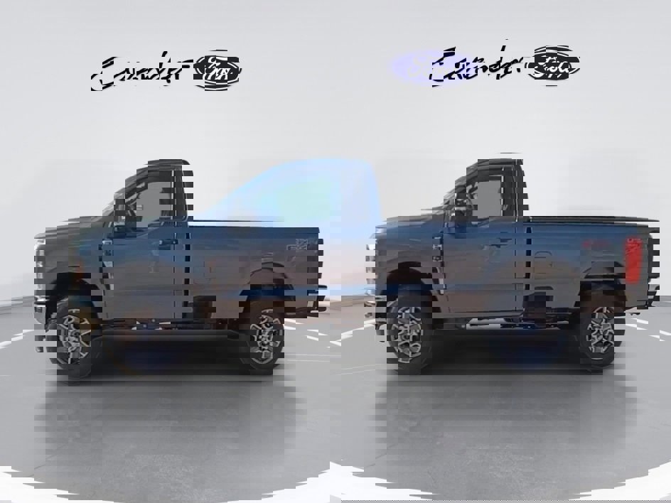 New 2025 Ford F350 XLT w/ FX4 Off-Road Package image 5