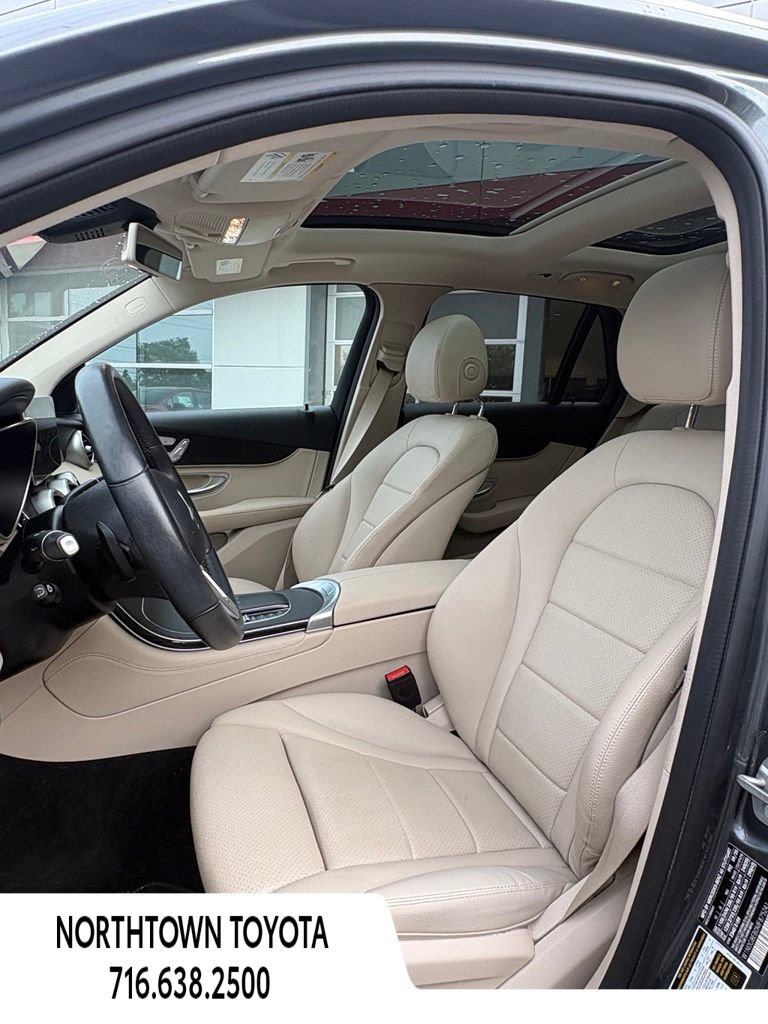 Used 2021 Mercedes-Benz GLC 300 4MATIC image 14