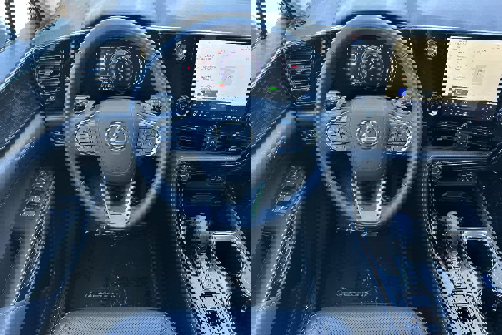 Used 2025 Lexus NX 350h AWD w/ Accessory Package (2T) image 15