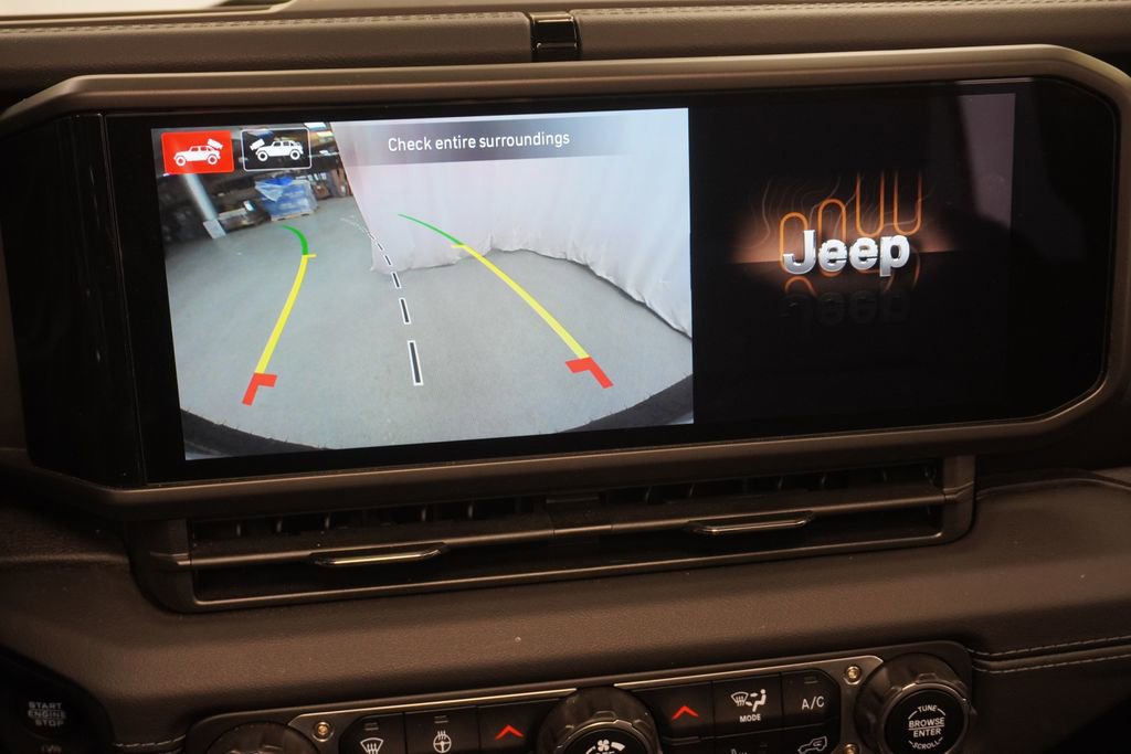 Used 2024 Jeep Wrangler Sahara w/ Technology Group image 33