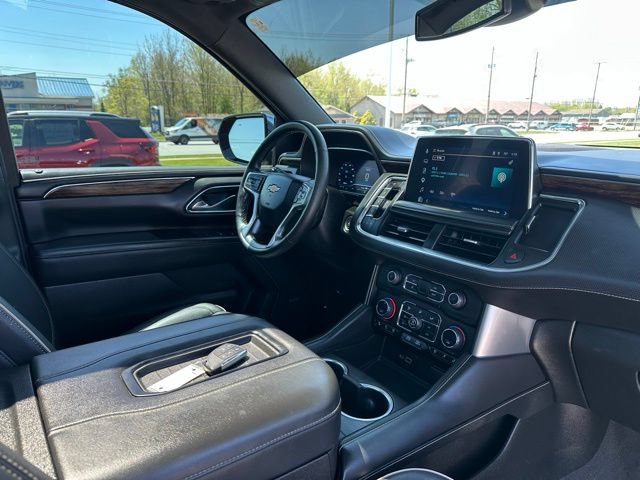 Used 2023 Chevrolet Tahoe Premier w/ Max Trailering Package AWD/4WD image 9