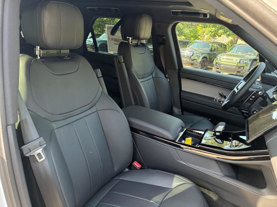 New 2027 Land Rover Range Rover Sport SE AWD/4WD image 28