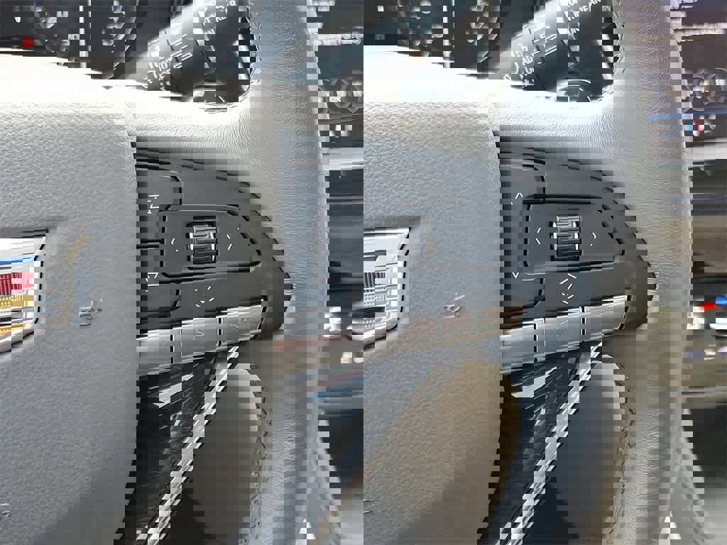 Used 2024 Cadillac XT6 Premium Luxury w/ Technology Package image 21