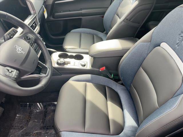 New 2025 Ford Bronco Sport Outer Banks image 4