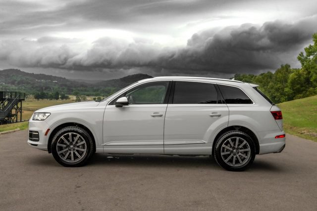 Used 2019 Audi Q7 3.0T Premium Plus w/ Premium Plus Package AWD/4WD image 12