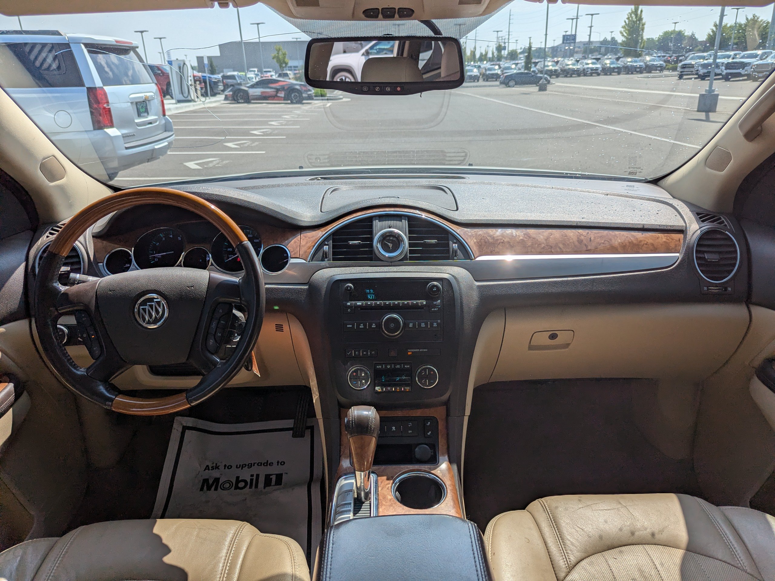 Used 2011 Buick Enclave CXL AWD/4WD image 25