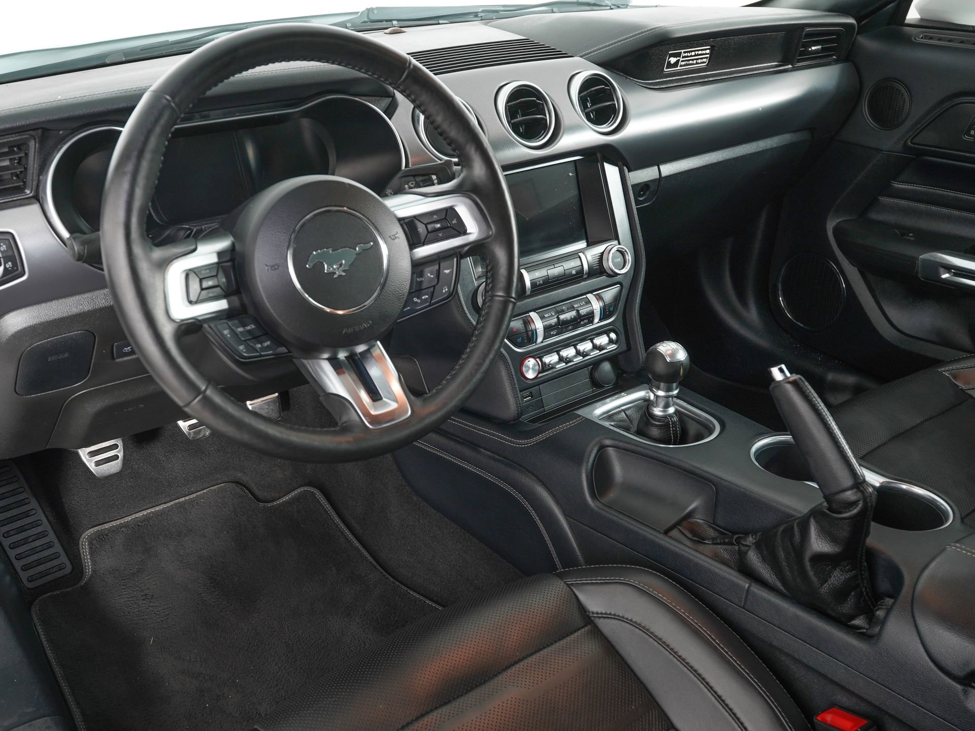 Used 2020 Ford Mustang GT Premium w/ Equipment Group 401A RWD image 14