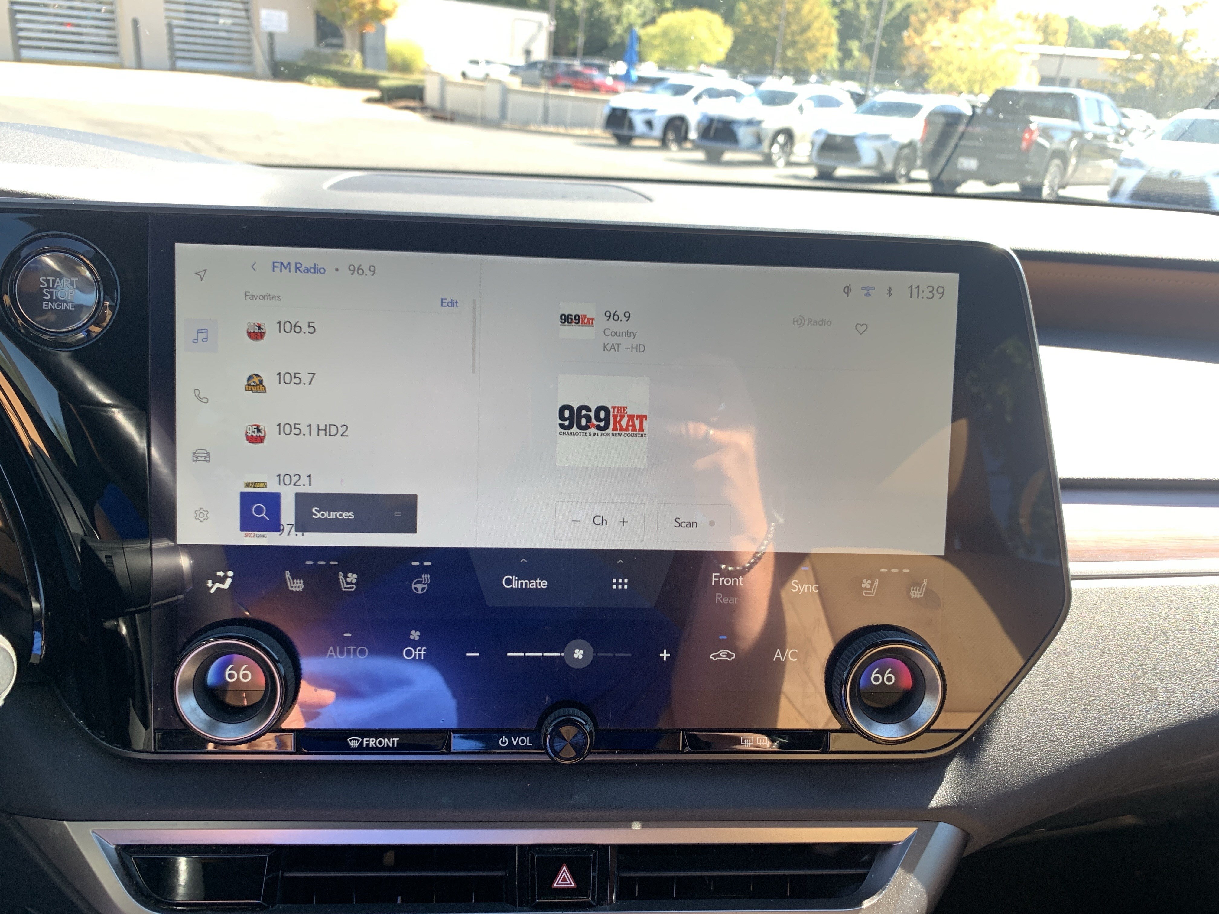 Used 2024 Lexus RX 350 Premium w/ Cold Area Package FWD image 23