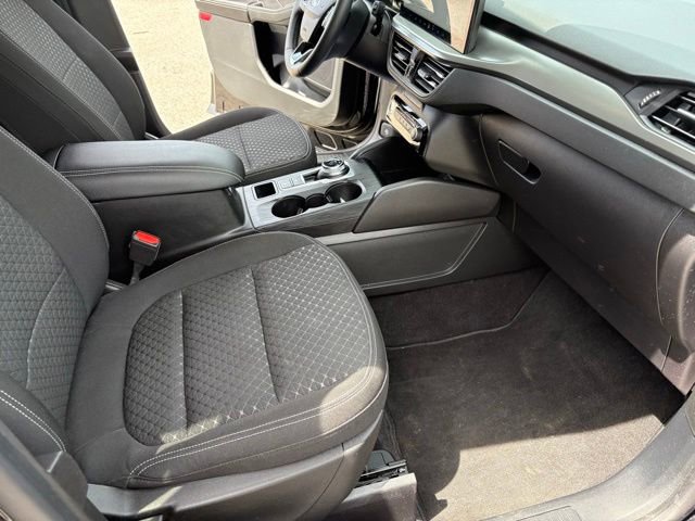 Used 2023 Ford Escape Active w/ Tech Pack #1 AWD/4WD image 36