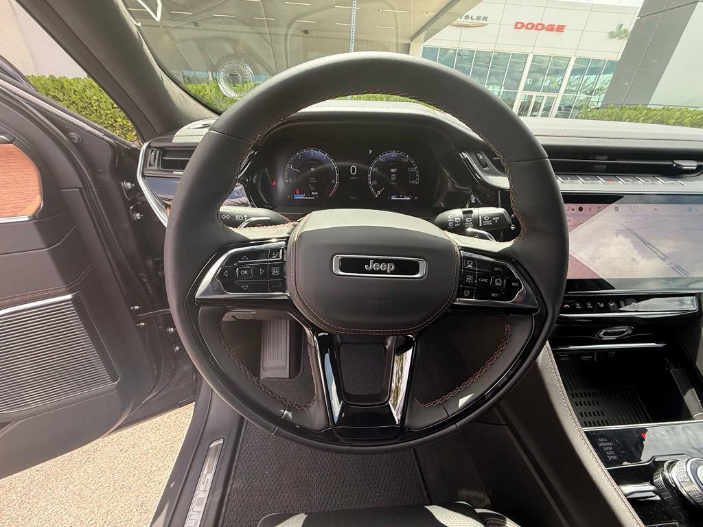 New 2026 Jeep Grand Cherokee Summit AWD/4WD image 21
