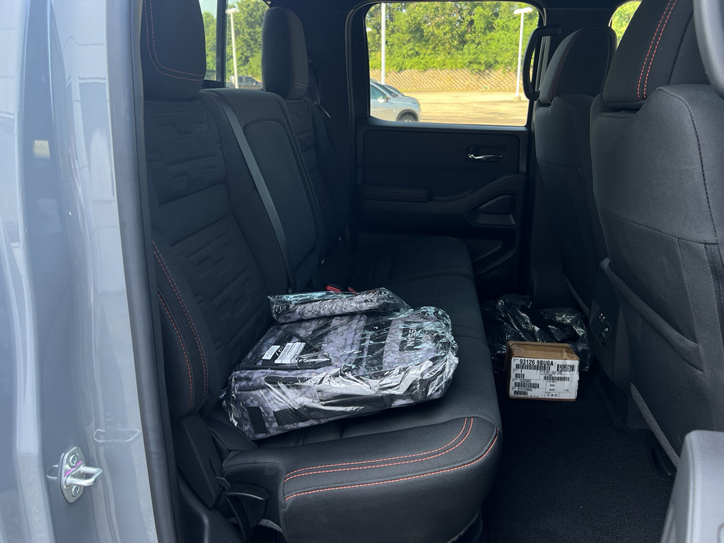New 2025 Nissan Frontier PRO-4X w/ Pro Convenience Package image 19