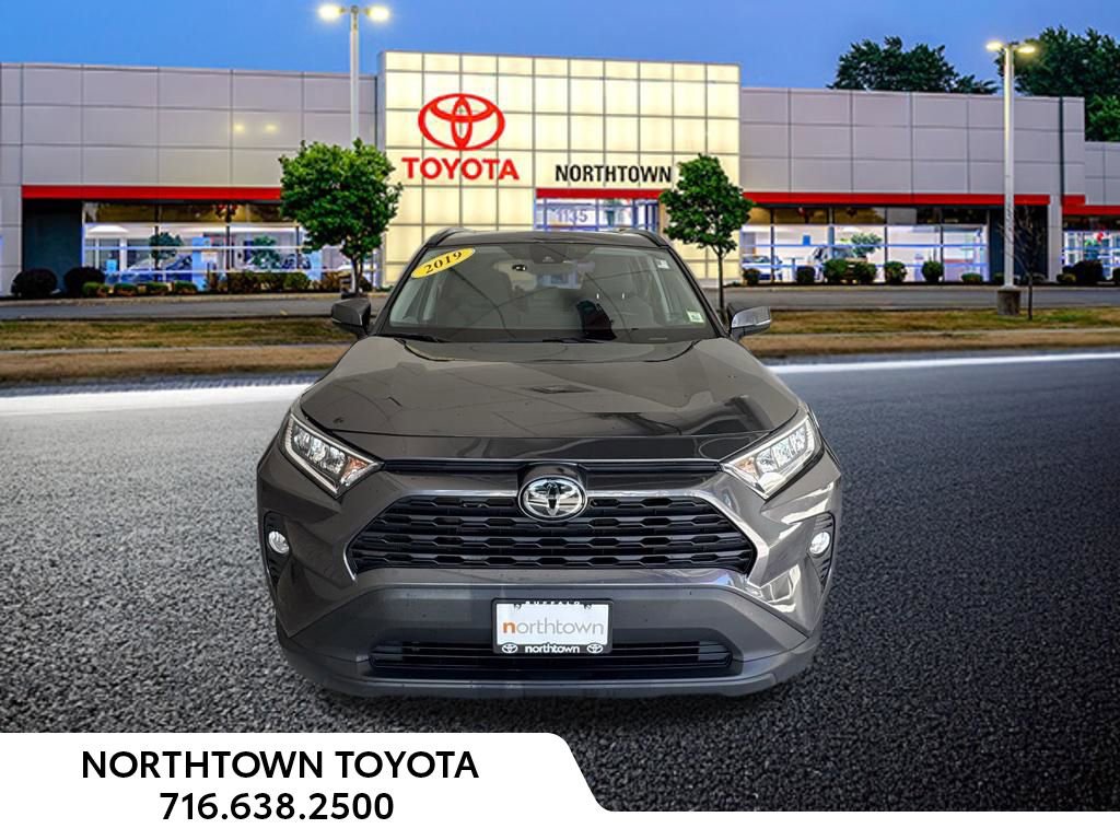 Used 2019 Toyota RAV4 XLE w/ Convenience Package AWD/4WD image 5