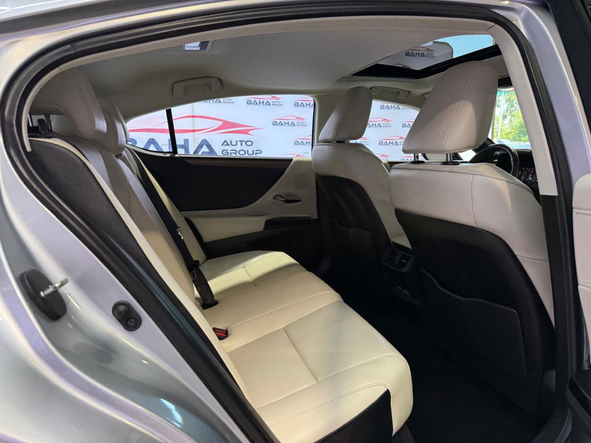 Used 2024 Lexus ES 350 w/ Premium Package FWD image 42