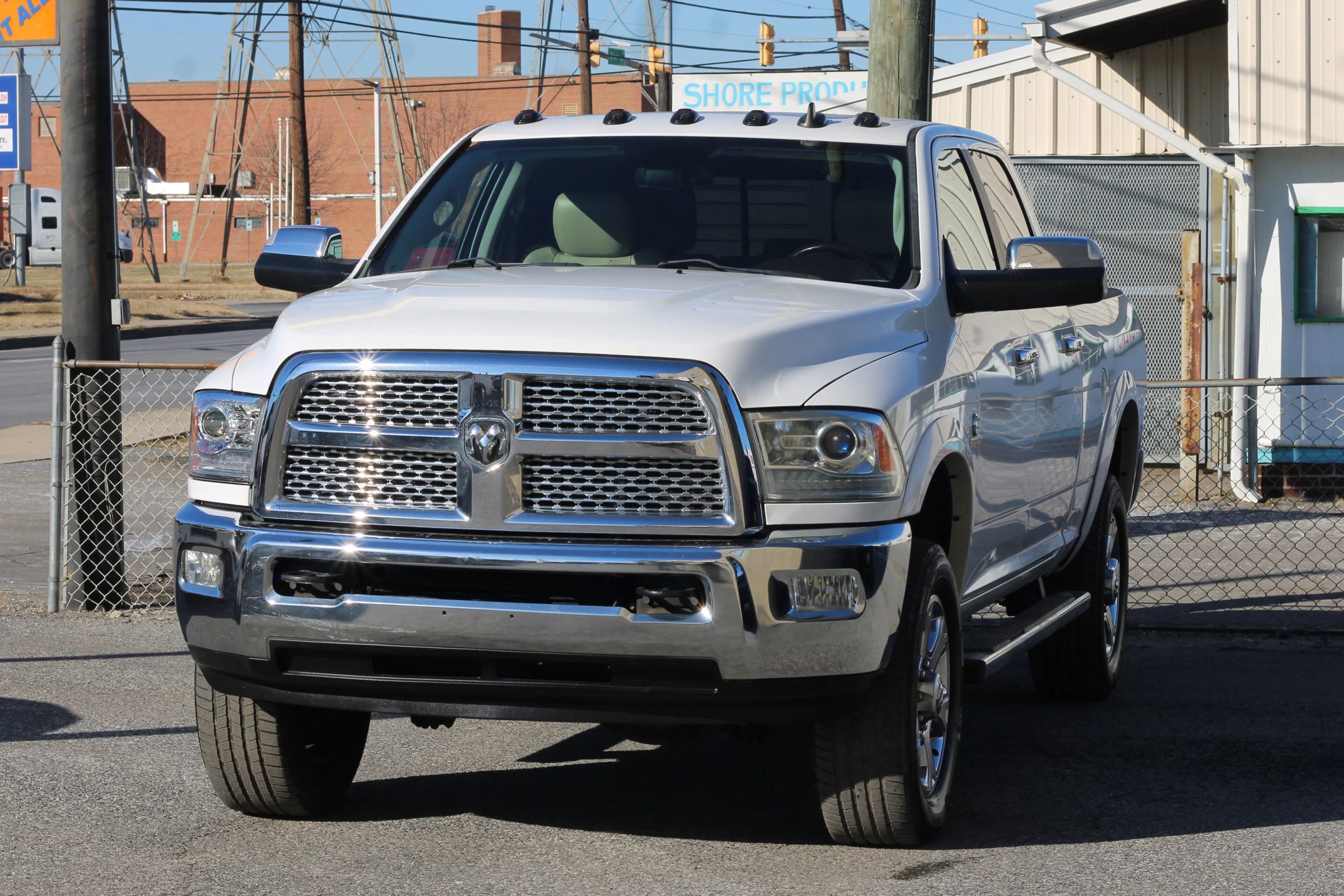 Used 2014 RAM 2500 Laramie image 3