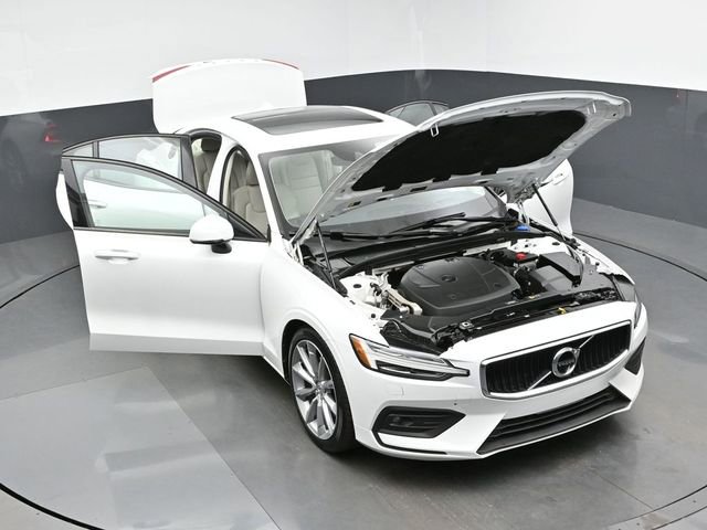 Used 2020 Volvo S60 T5 Momentum FWD image 42
