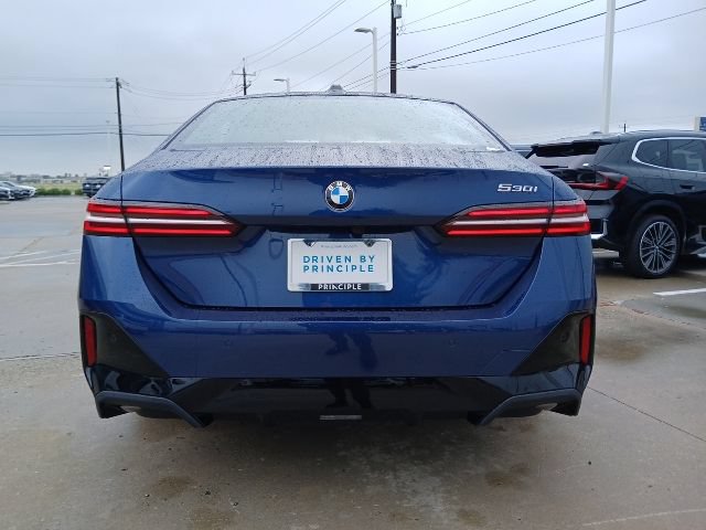 New 2026 BMW 530i w/ M Sport Package RWD image 8