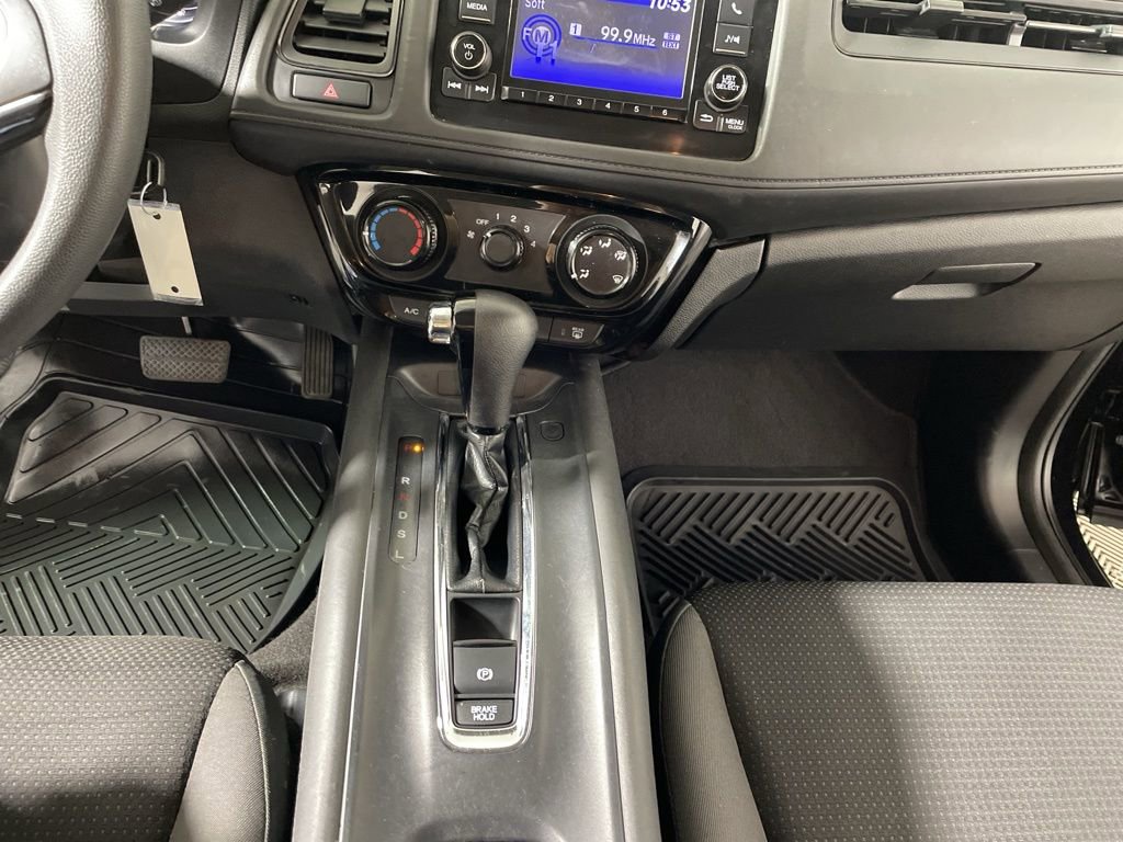 Used 2019 Honda HR-V LX image 17