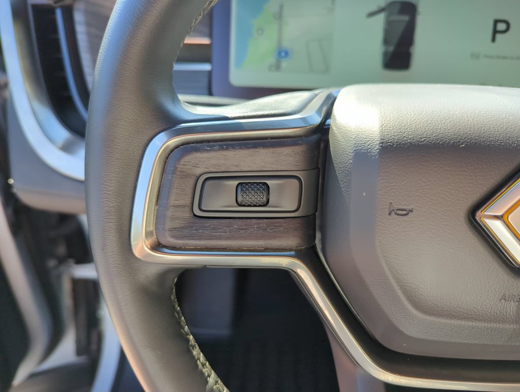Used 2024 Rivian R1S Adventure Dual AWD/4WD image 20