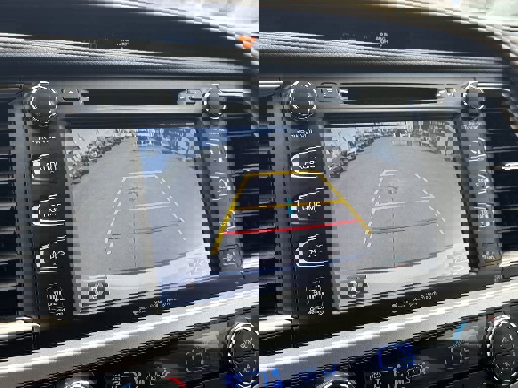 Used 2019 Toyota Highlander Limited Platinum image 27