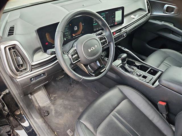 Used 2025 Kia Sorento S FWD image 12
