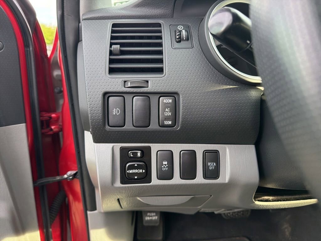 Used 2015 Toyota Tacoma 4x4 Double Cab w/ TRD Sport Package image 22