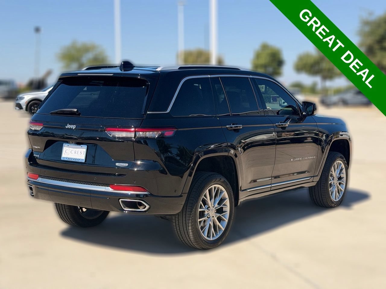 Used 2023 Jeep Grand Cherokee Summit w/ Luxury Tech Group V AWD/4WD image 7