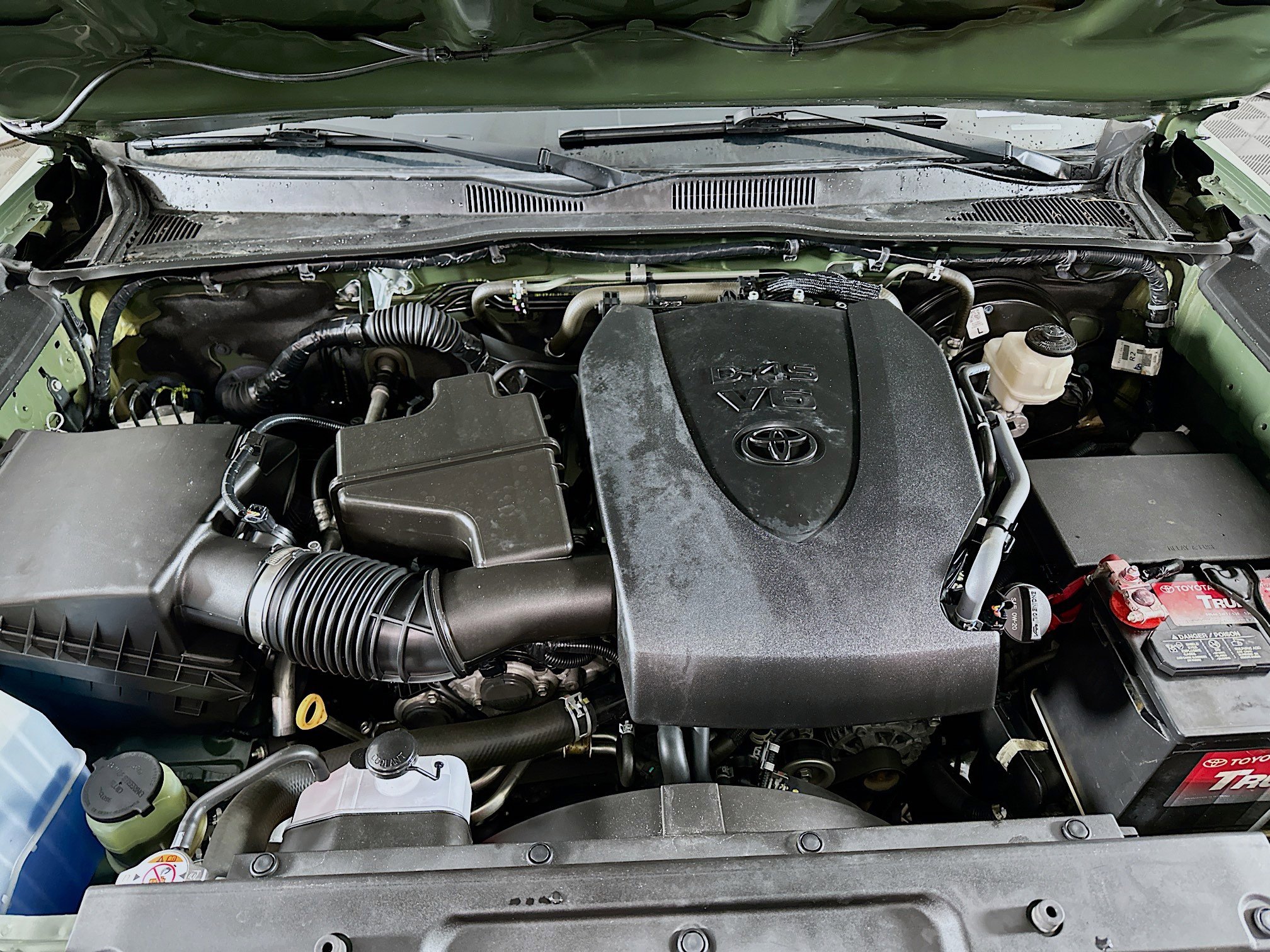 Used 2021 Toyota Tacoma Limited image 32