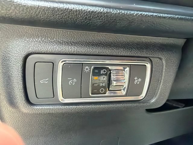 Used 2022 Lincoln Corsair Reserve w/ Equipment Group 201A AWD/4WD image 18