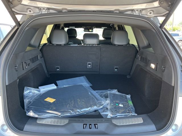 New 2025 Lincoln Nautilus Premier w/ Equipment Group 102A image 26