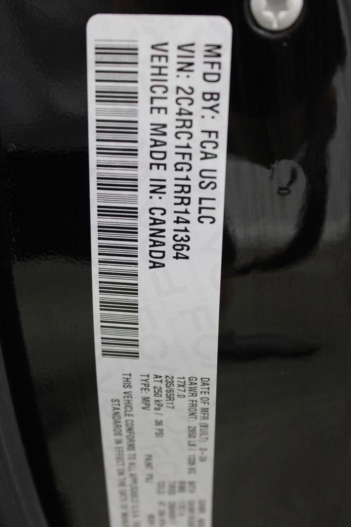 Used 2024 Chrysler Pacifica Touring image 32