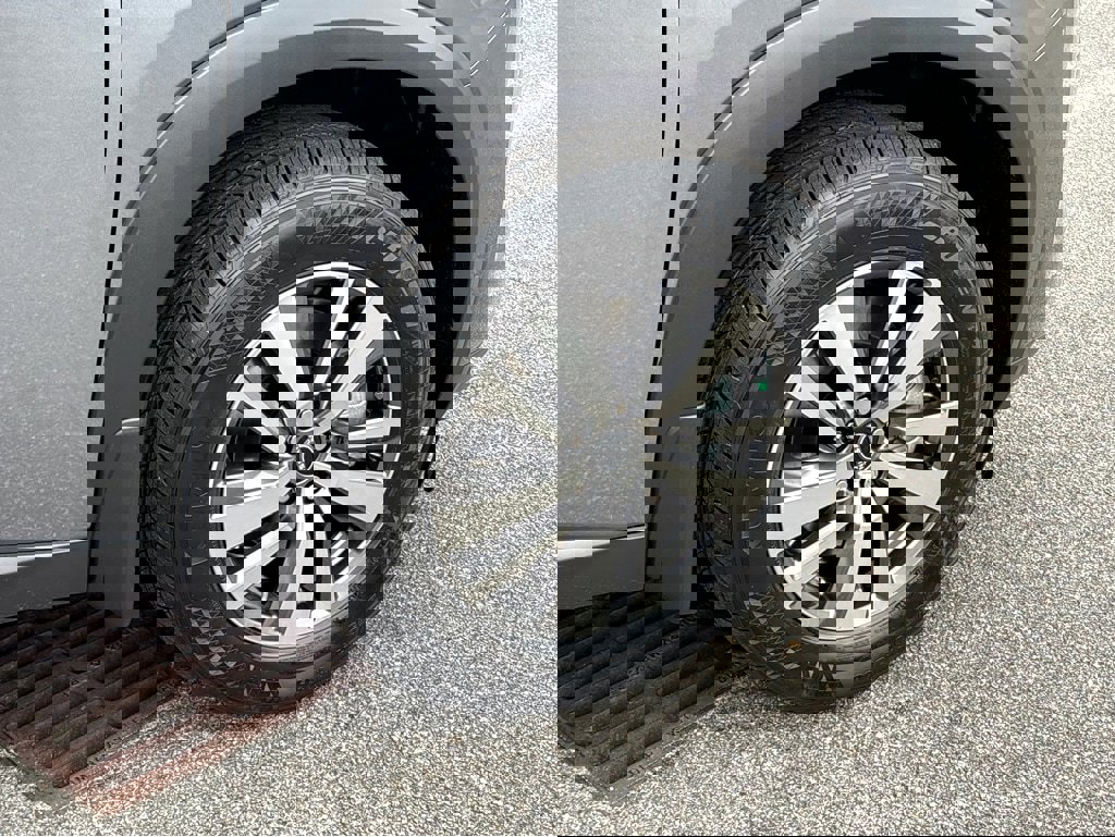 New 2026 Nissan Pathfinder SL image 27