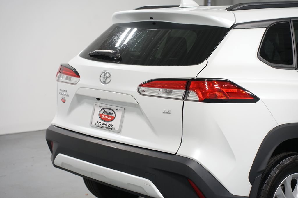 Certified 2024 Toyota Corolla Cross LE image 9