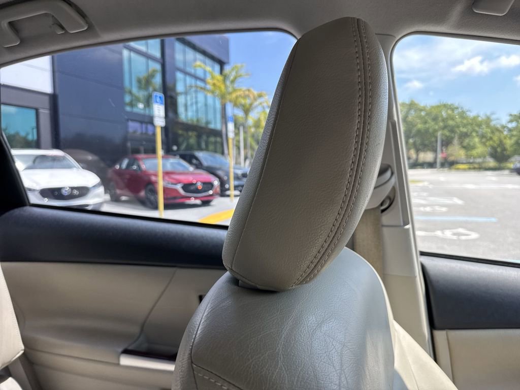 Used 2013 Toyota Prius V Two image 21