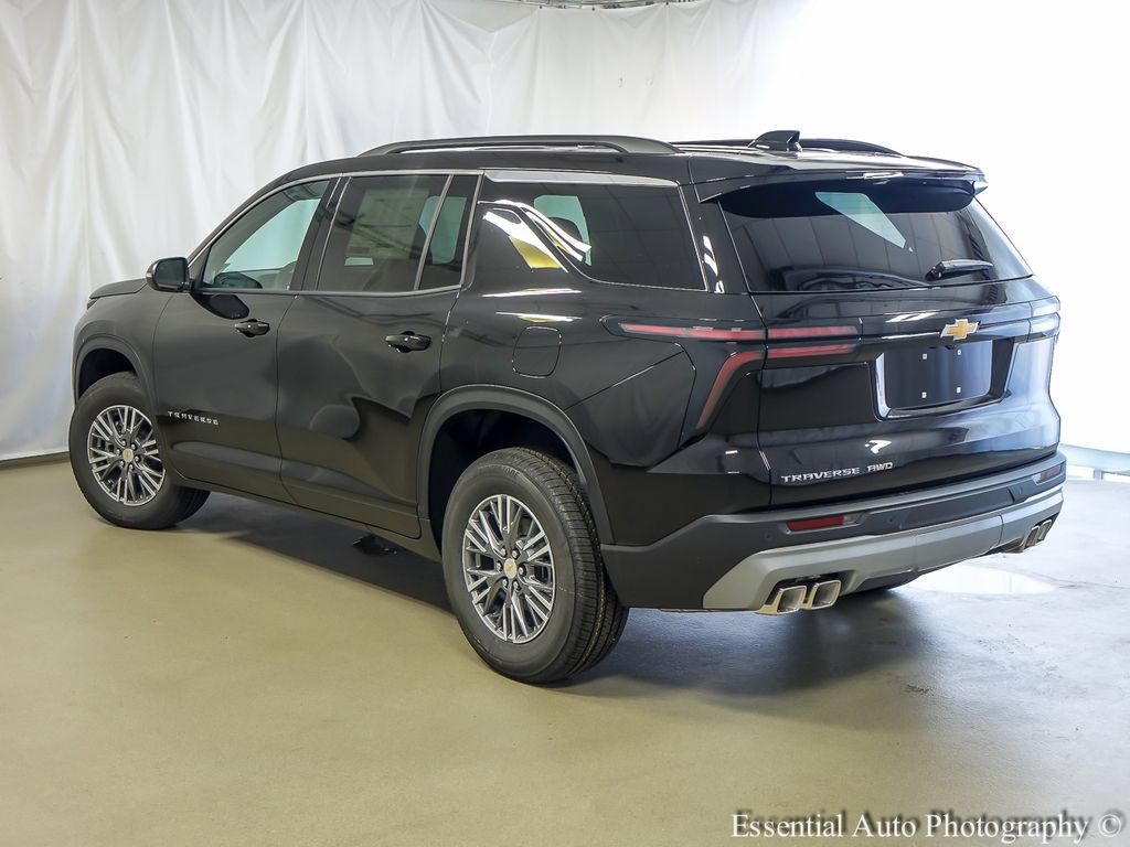New 2026 Chevrolet Traverse LT w/ LPO, Floor Liner Package AWD/4WD image 8