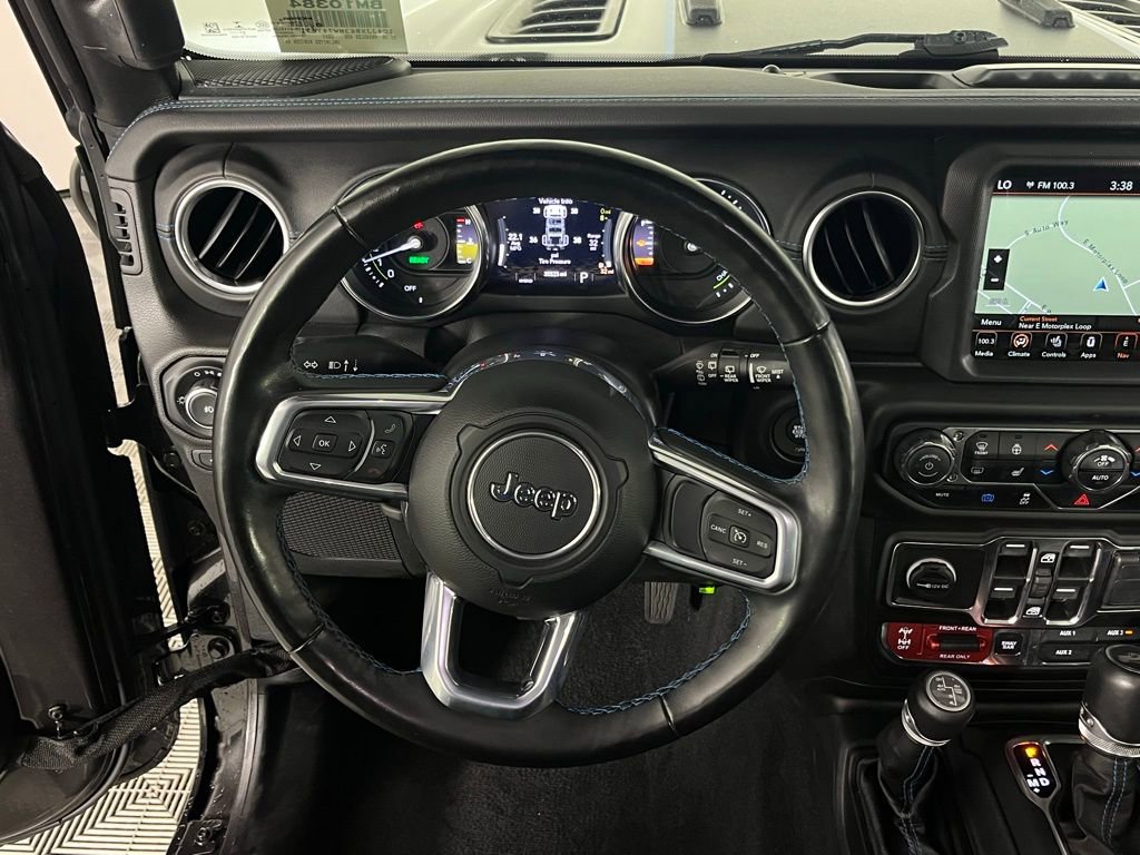 Used 2021 Jeep Wrangler Unlimited Rubicon 4xe w/ Steel Bumper Group image 16