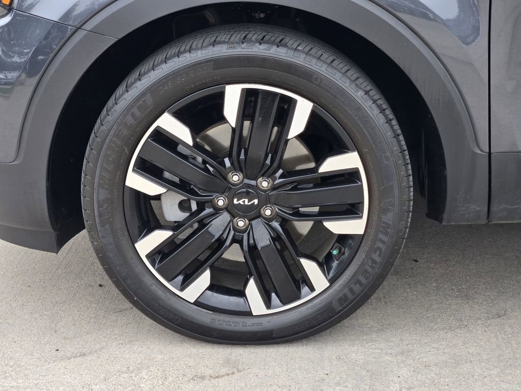 Used 2024 Kia Telluride SX AWD/4WD image 17