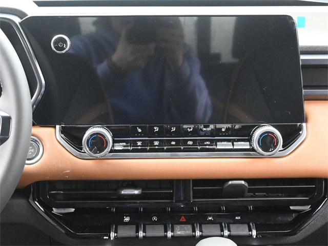 New 2026 GMC Canyon AT4 image 26