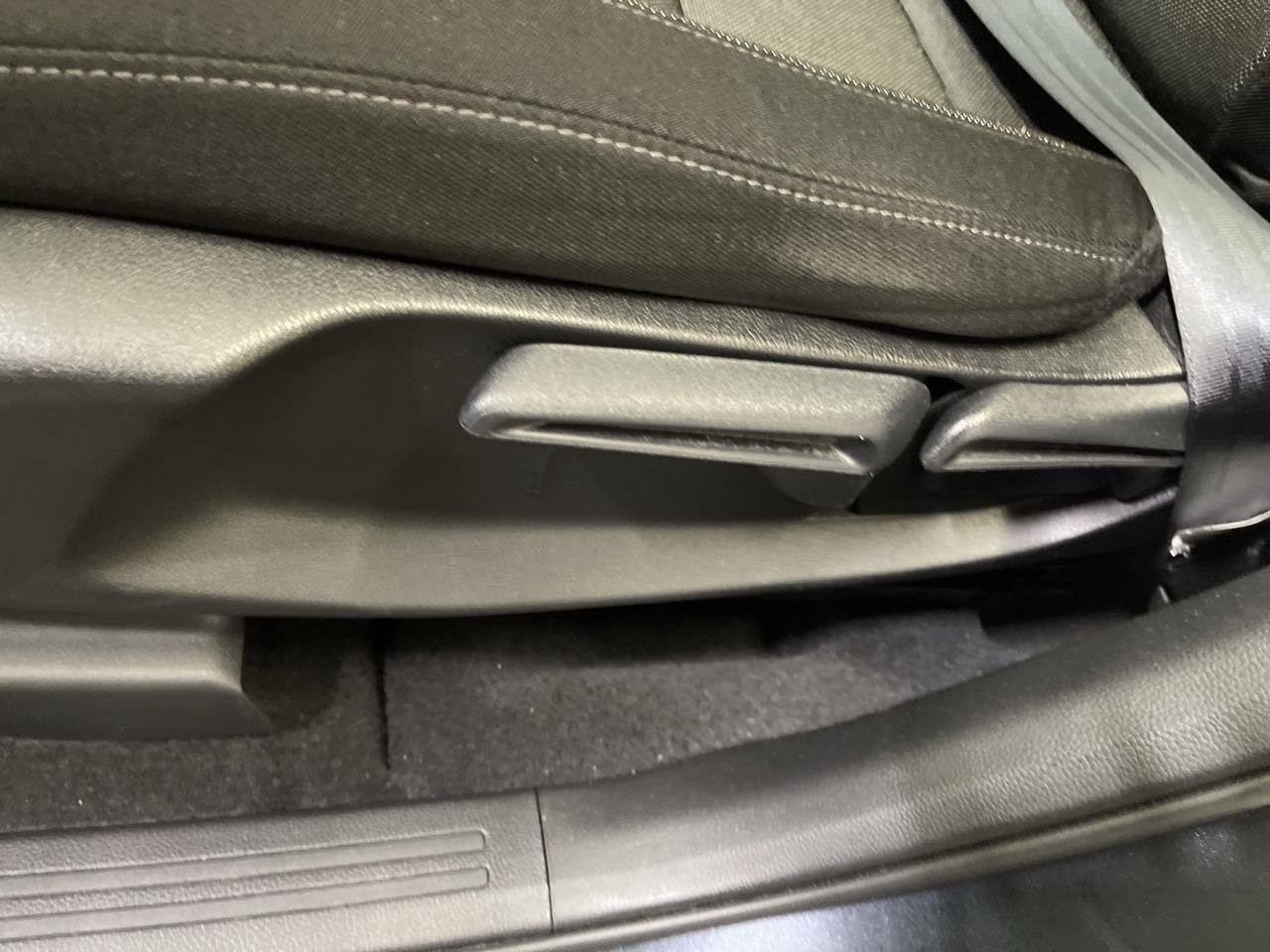 Certified 2025 Honda CR-V LX image 12