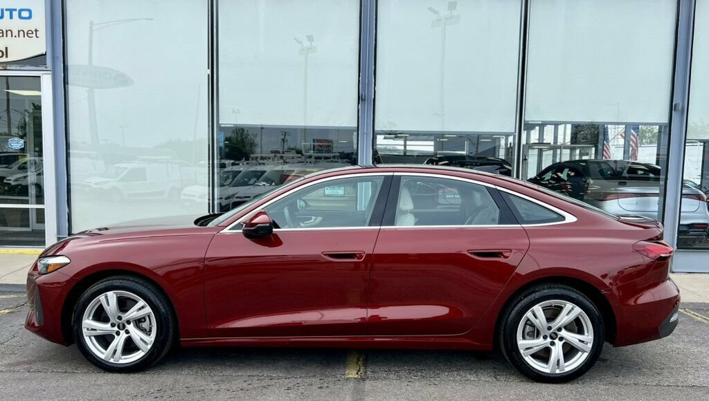 Used 2025 Audi A5 2.0T Premium w/ Convenience Package AWD/4WD image 2